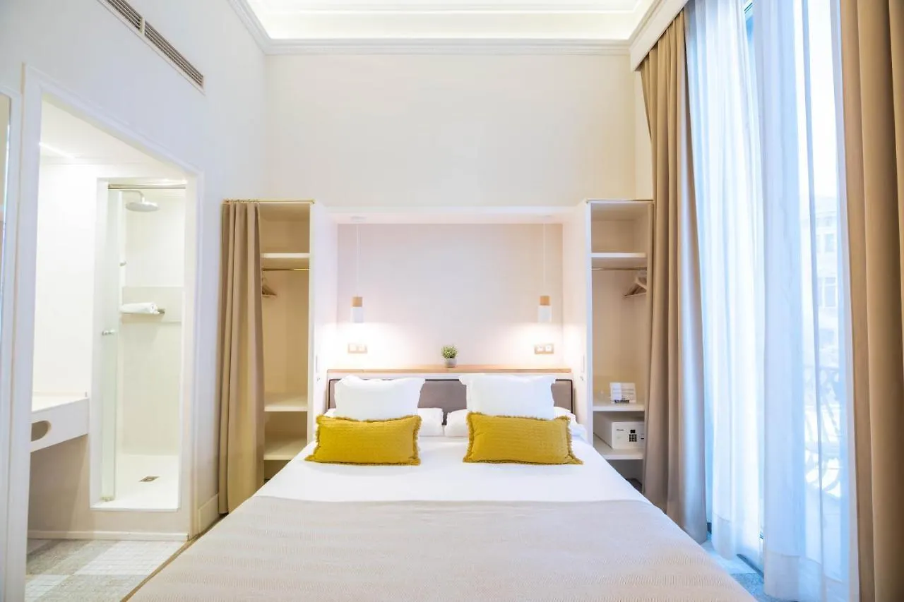 Hotel Feelathome Casa Bertrand Barcellona Spagna