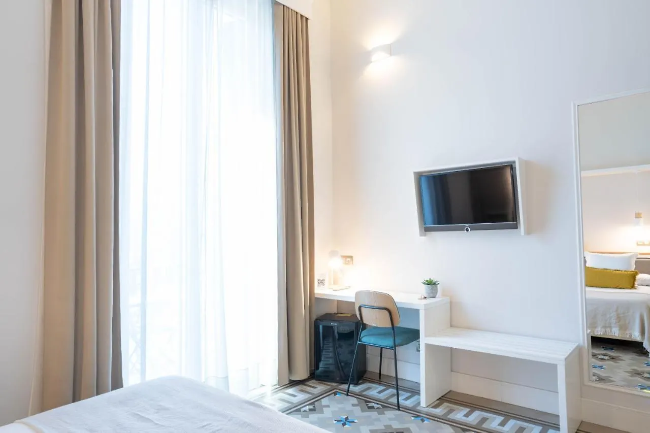 Feelathome Casa Bertrand Barcellona Spagna