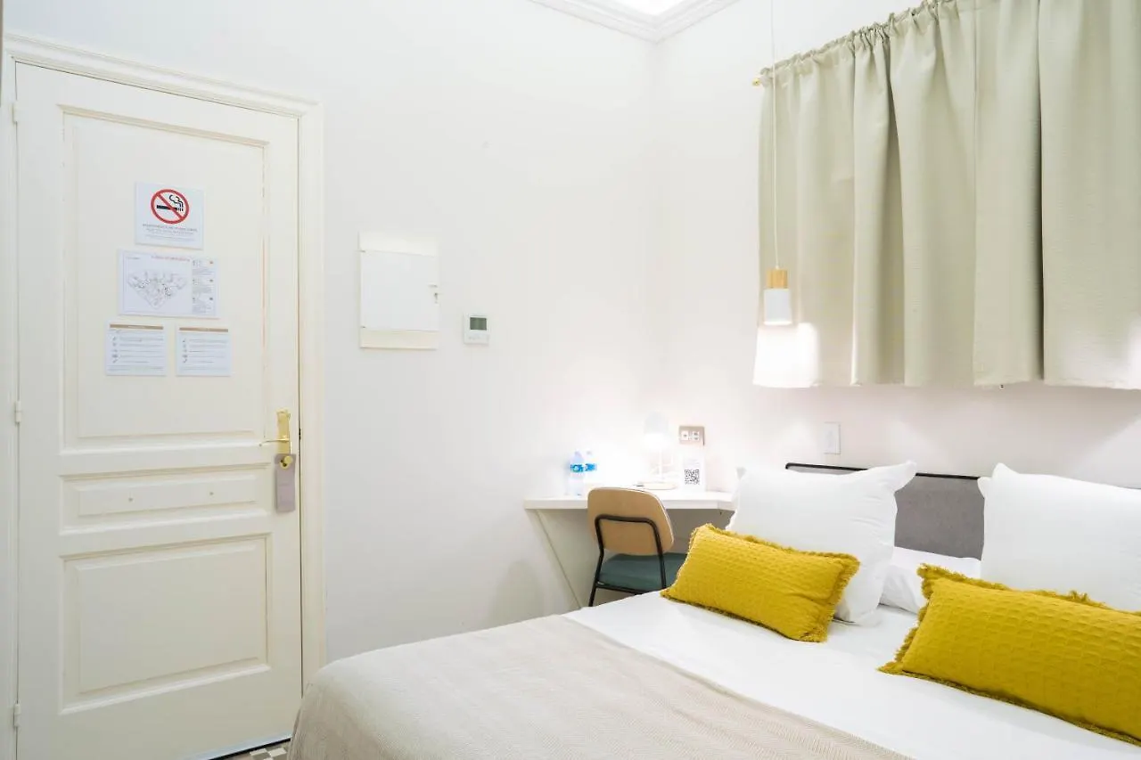 Hotel Feelathome Casa Bertrand Barcellona
